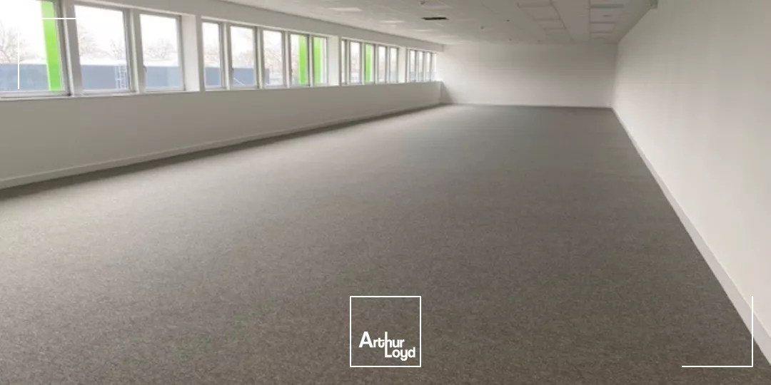 SOUS-LOCATION DE BUREAUX ET LOCAUX D'ACTIVITE - PLOUFRAGAN