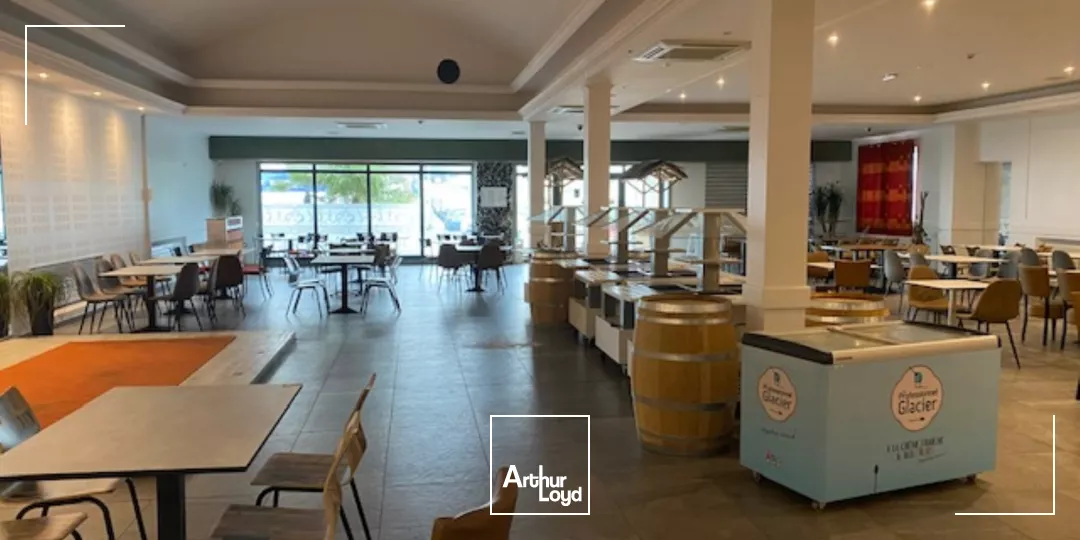 LOCAL COMMERCIAL DE 770 M²A LOUER - ZONE KERGONAN BREST