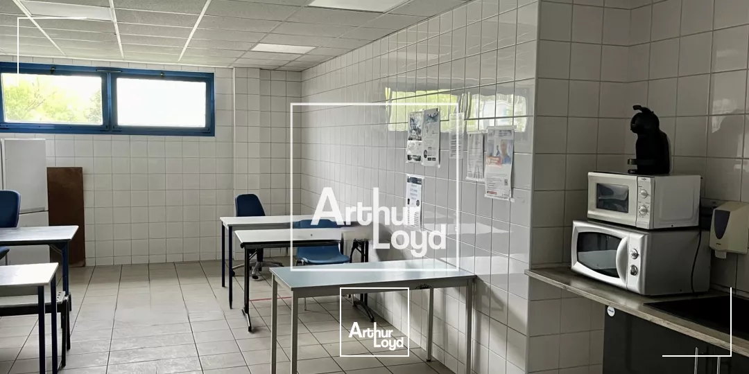 ENTREPÔT A LOUER BRUGUIERES