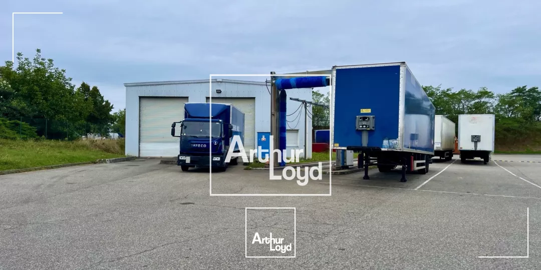 ENTREPÔT A LOUER BRUGUIERES