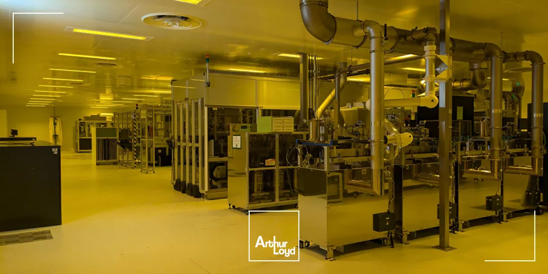 ESTHER Local d'activité Limoges 2950 m2 avec salle blanche