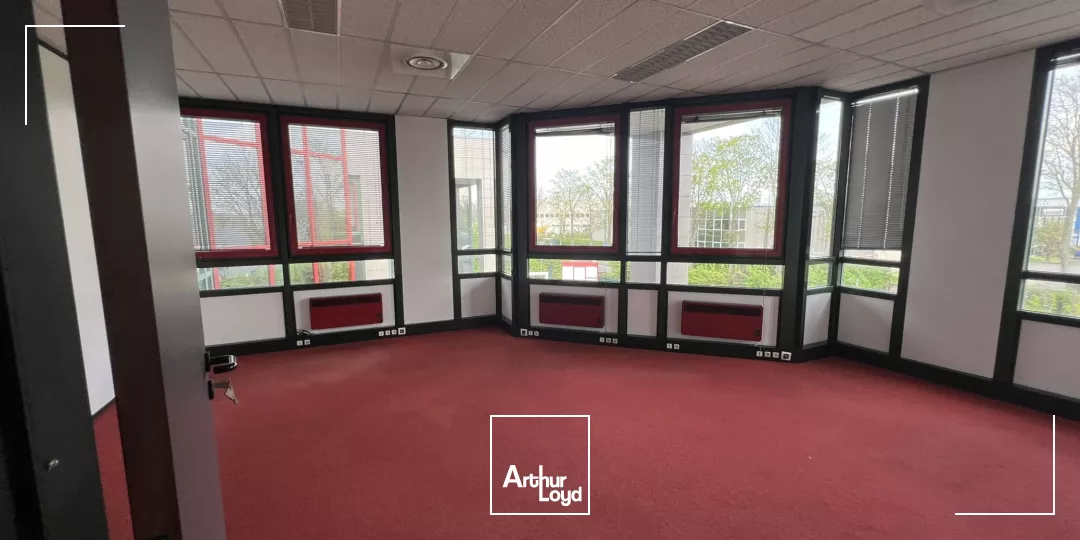 Bureaux à vendre à ROISSY EN FRANCE 95700