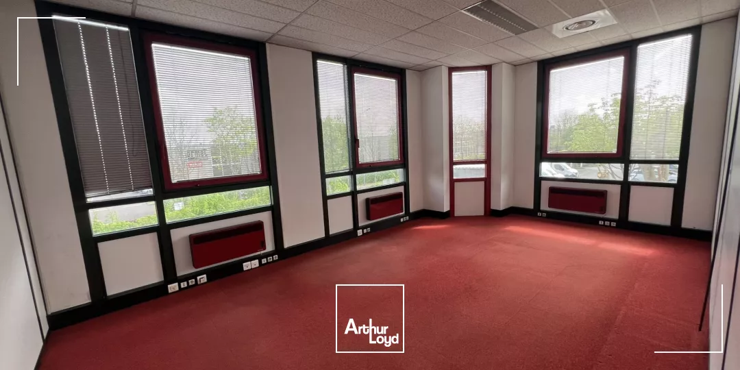 Bureaux à vendre à ROISSY EN FRANCE 95700