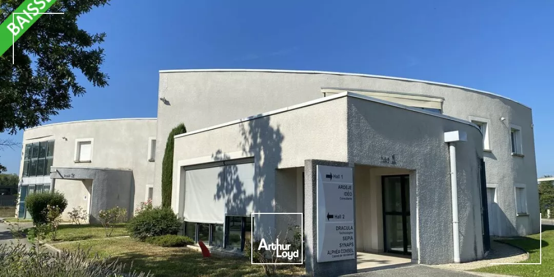Valence ZFU, bureaux et entrepôts à louer dans bâtiment d'architecte