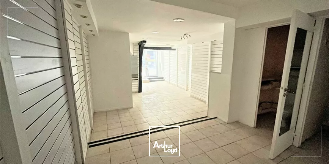 BOURGES CENTRE - A LOUER - LOCAL COMMERCIAL DE 41 M²