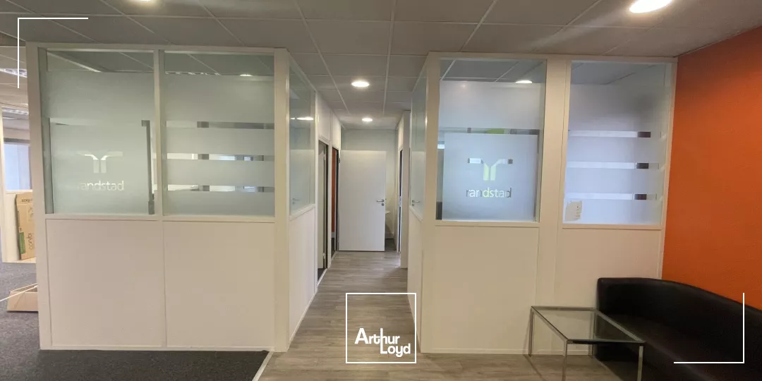 Bureaux à louer à PETIT COURONNE 76650