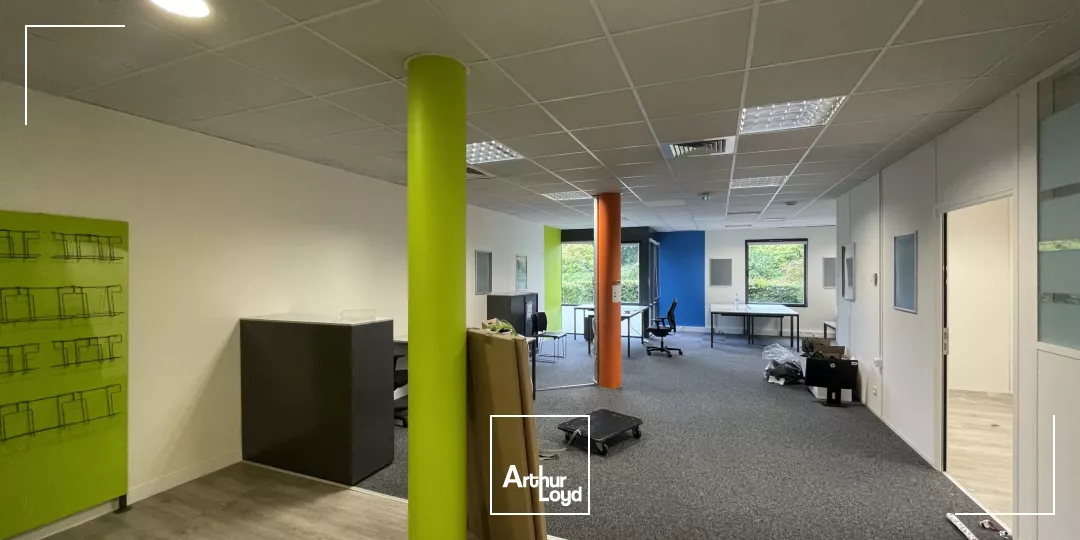 Bureaux à louer à PETIT COURONNE 76650