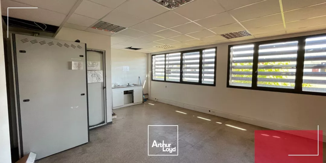 LOCATION BUREAUX PMR - ZFU PARC 2000 MONTPELLIER