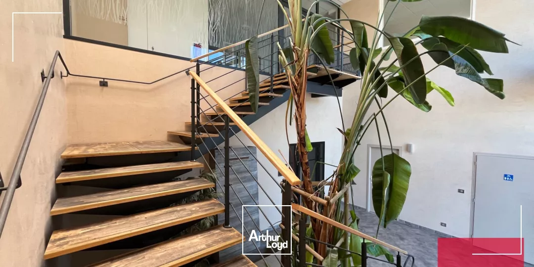 BUREAUX DE 438 M2 PARC DE L'AEROPORT PEROLS 