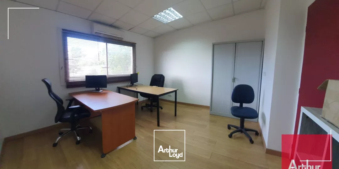 BUREAUX A LOUER - LE CRES