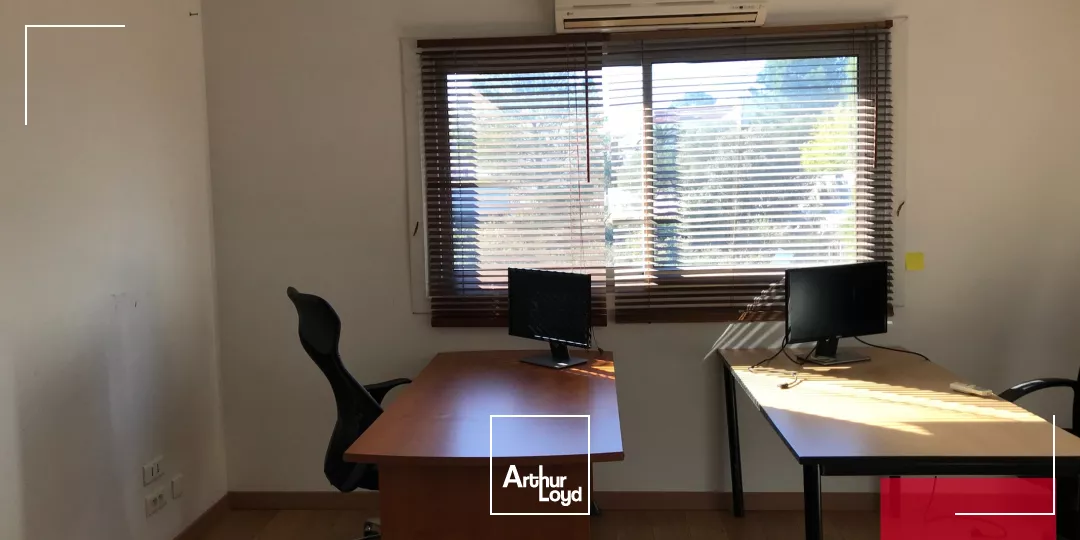 BUREAUX A LOUER - LE CRES