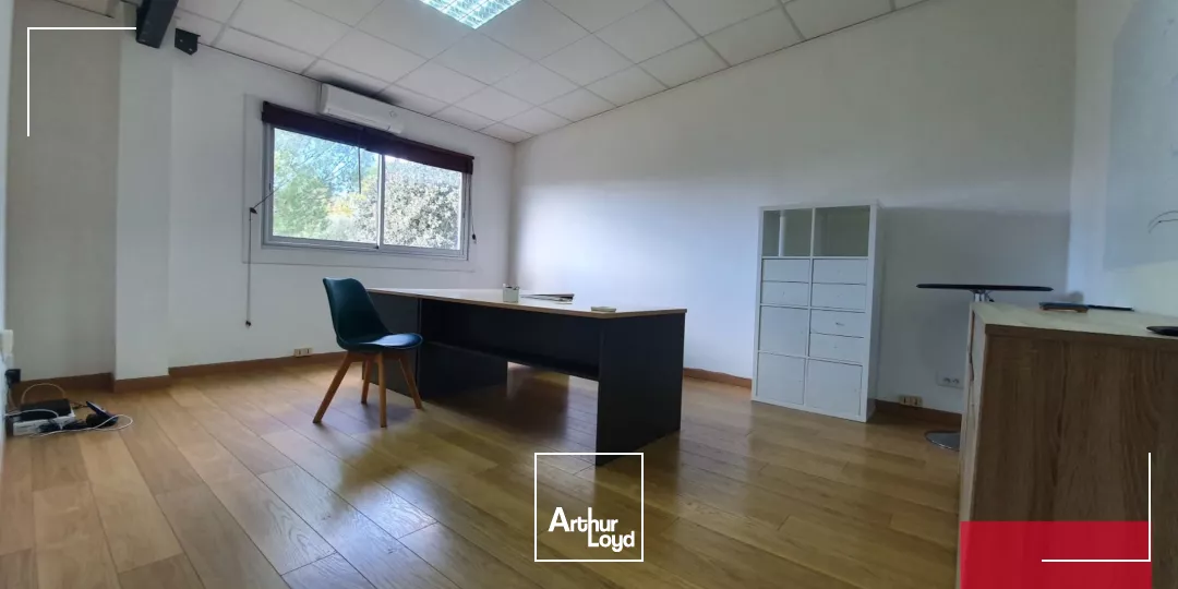 BUREAUX A LOUER - LE CRES