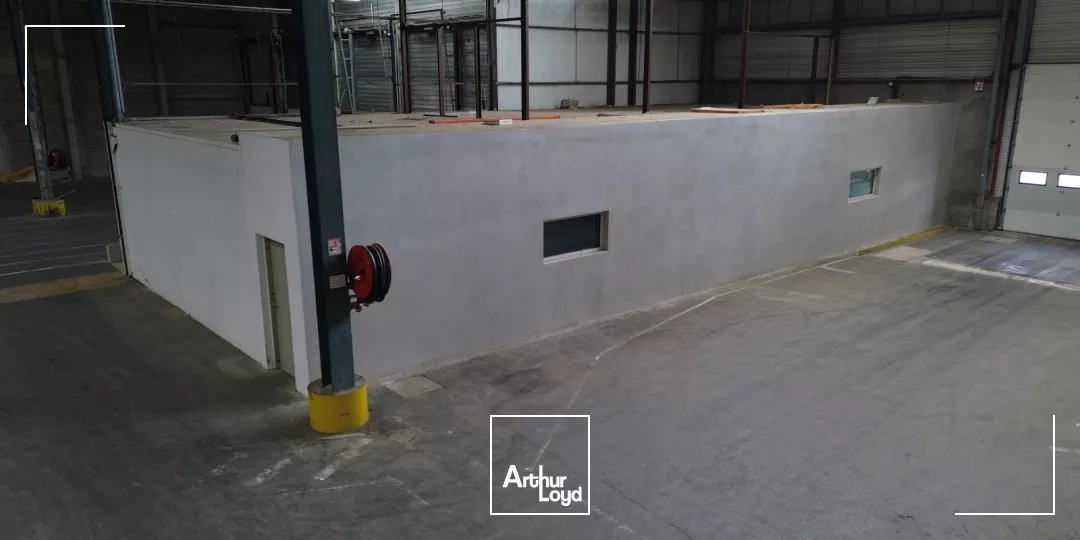 LOCAL D'ACTIVITE et BUREAUX - ICPE 1510 - NIMES