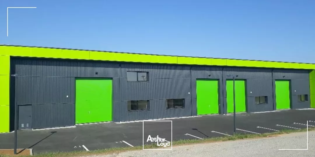 A LOUER LOCAUX D'ACTIVITES MERDRIGNAC