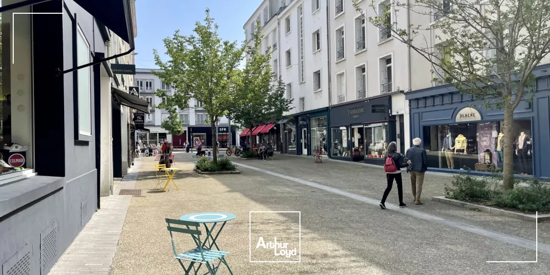 CDAB COMMERCE HYPER CENTRE DE BREST PROCHE SIAM