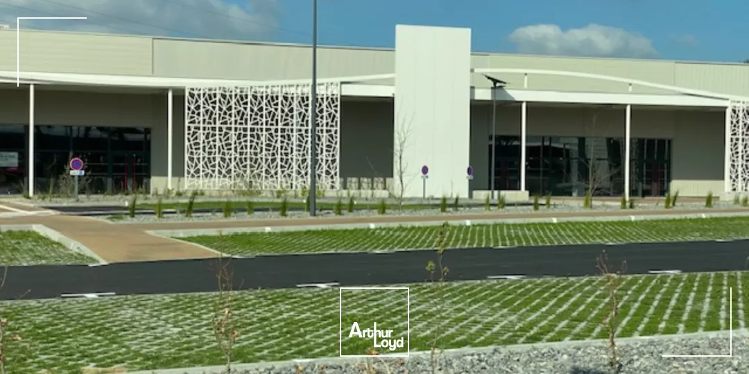 CELLULES COMMERCIALES A VENDRE A LOUER A PARTIR DE 549 M² ZONE DU LECK LANDERNEAU