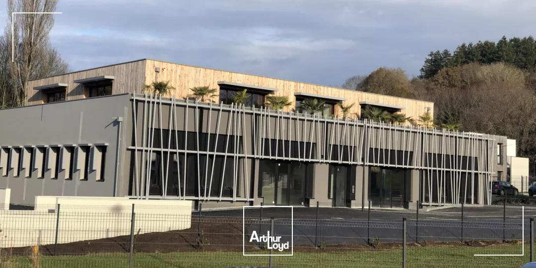 BUREAUX A LOUER - ALLEE DE KERMORVAN QUIMPER
