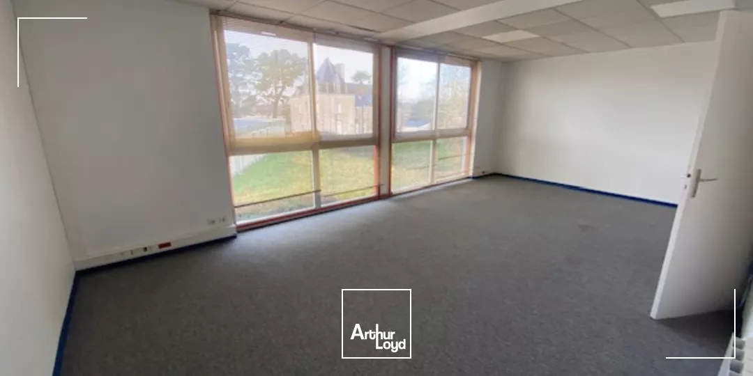 A LOUER / A VENDRE - QUIMPER PLATEAU DE BUREAUX DE 362 M²