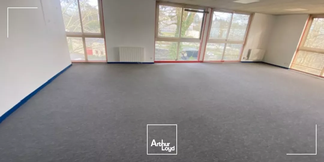 A LOUER / A VENDRE - QUIMPER PLATEAU DE BUREAUX DE 362 M²