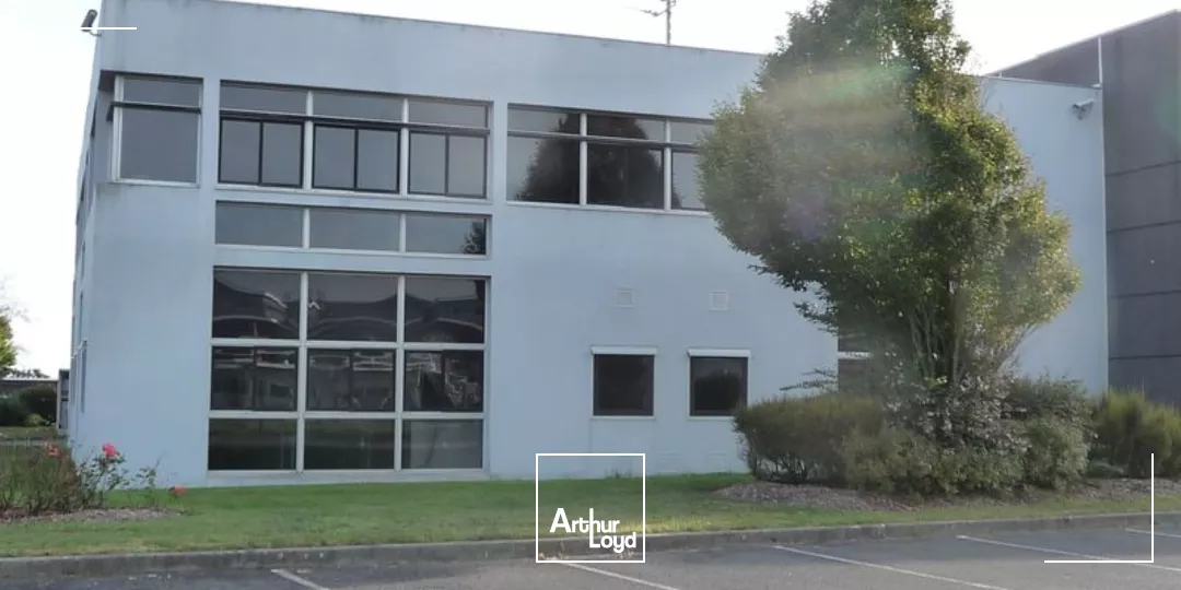 A LOUER ACTIVITES ET BUREAUX TECHNOPOLE BREST