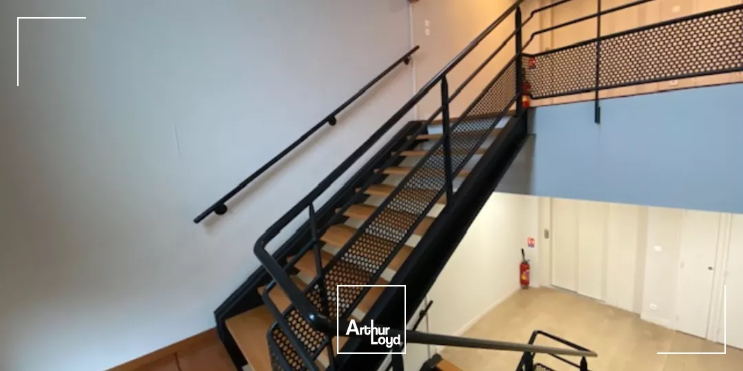 Plateau de bureaux aménagé d'environ 466 m² à louer - Zone de Laroiseau 56000 VANNES 