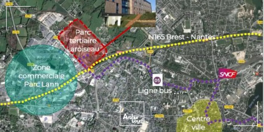 Plateau de bureaux aménagé d'environ 466 m² à louer - Zone de Laroiseau 56000 VANNES 