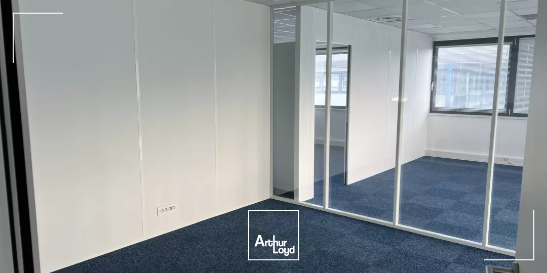 BUREAUX A LOUER - SAINTE LUCE SUR LOIRE - PROCHE GRANDS AXES