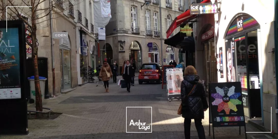 LOCATION IMMEUBLE INDEPENDANT BUREAUX NANTES HYPERCENTRE
