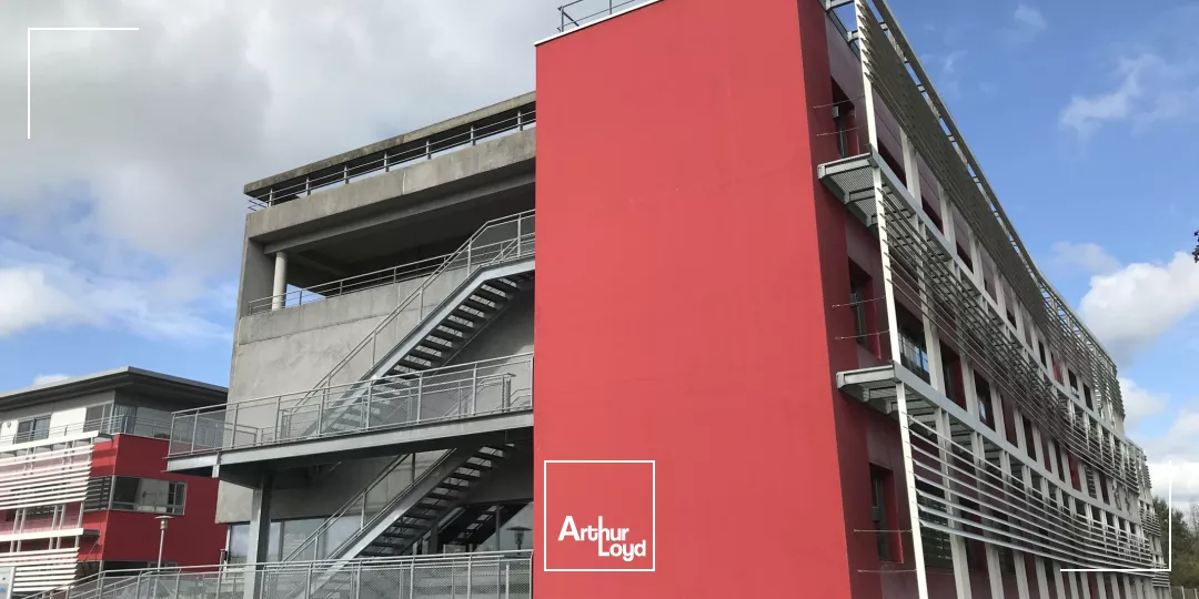 LOCATION BUREAUX A ORVAULT 624 M2 PROCHE PERIPHERIQUE