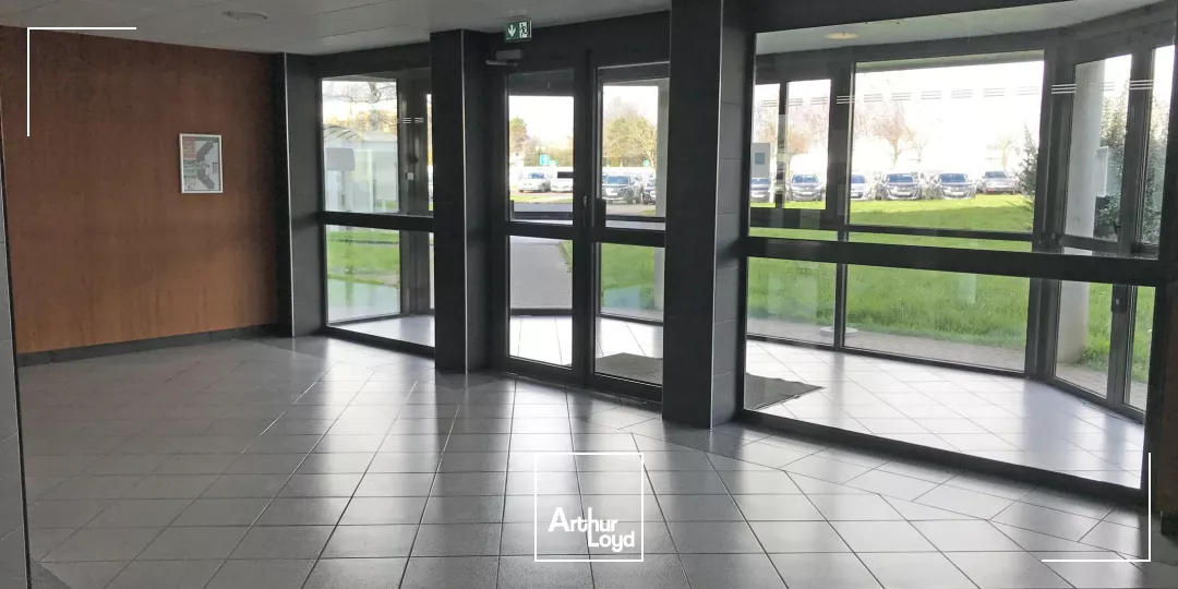 BUREAU A LOUER AEROPORT NANTES ATLANTIQUE 222 M2