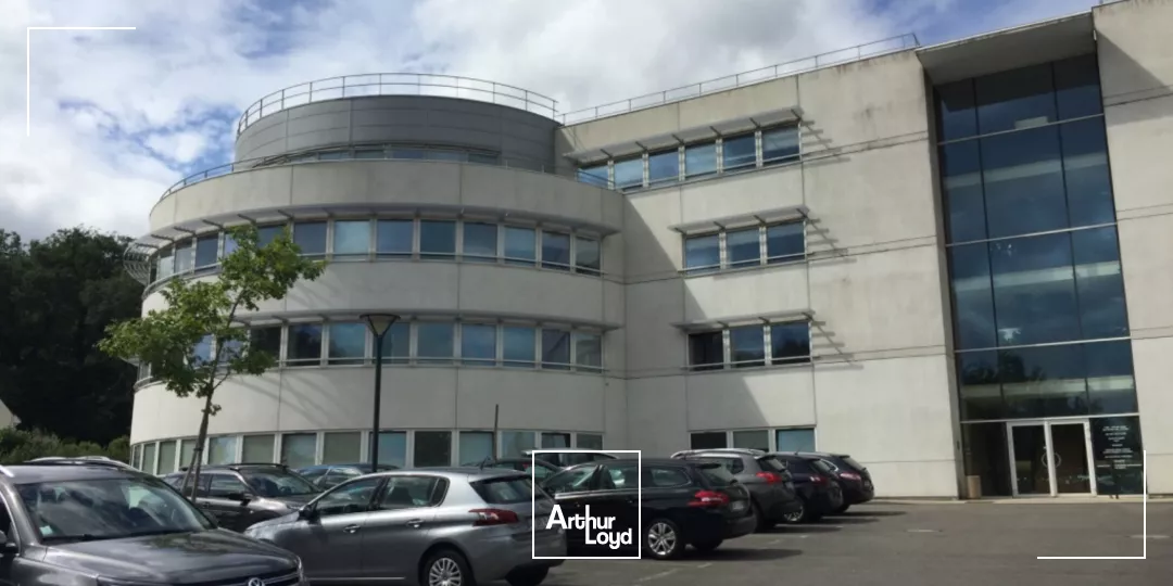 BUREAUX RENOVES A LOUER - CARQUEFOU