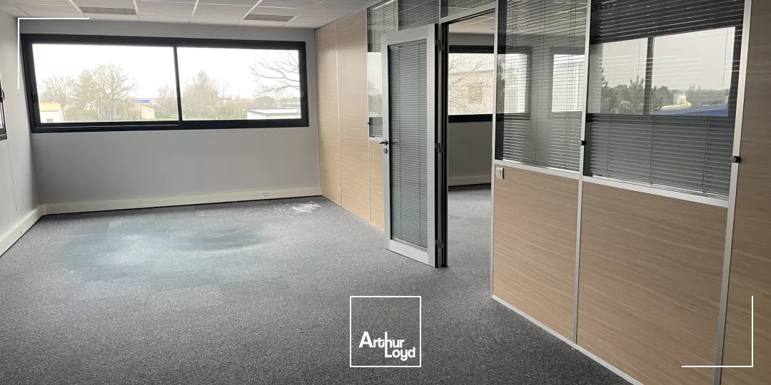 A LOUER - BUREAUX - ST BREVIN - 150 M2