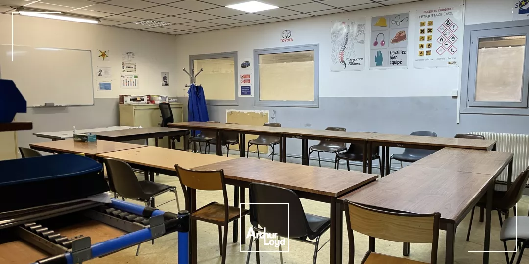 A Louer A vendre Entrepôt Valenciennes 