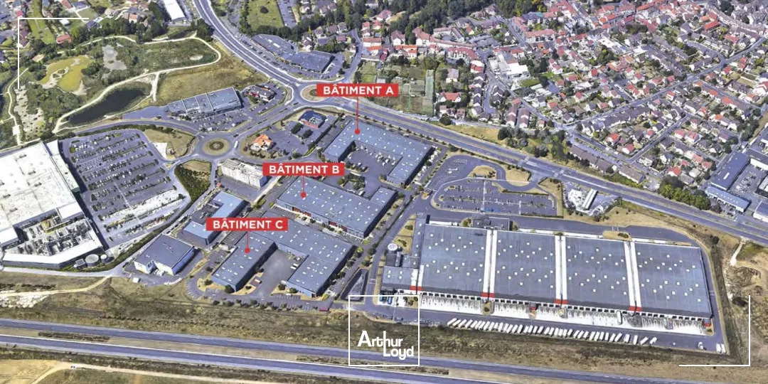 À louer - 2244 m² d'activités divisibles à partir de 997 m² à Gonesse (Vectura Park) : performance logistique et visibilité stratégique au coeur du Grand Paris
