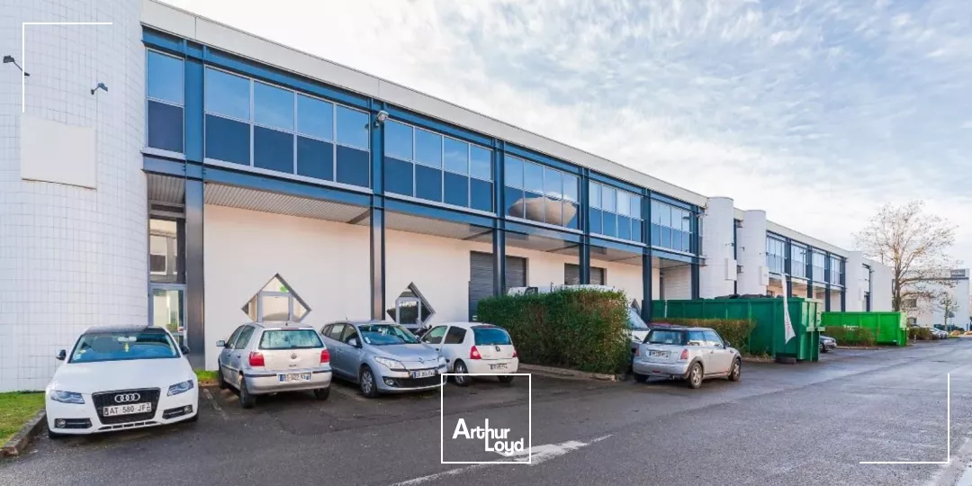 LOCAUX D'ACTIVITES - ZA TRAPPES ELANCOURT