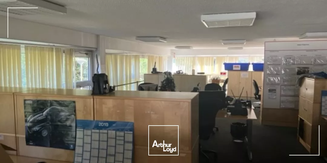 Bureaux à vendre ou à louer à BIEVRES 91570