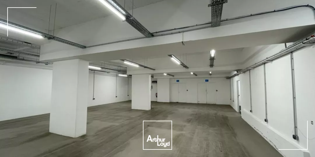 Locaux d'activité à vendre à MARSEILLE 13006