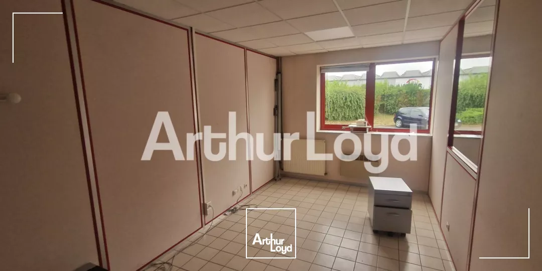 Entrepôt - Emplacement stratégique - GRENTHEVILLE