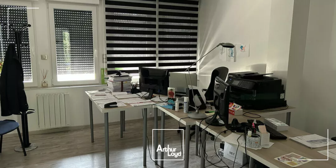 BUREAUX à LOUER de 218 m²