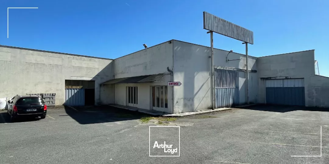 Entrepôt 1 200 m² SAINT JUNIEN A VENDRE
