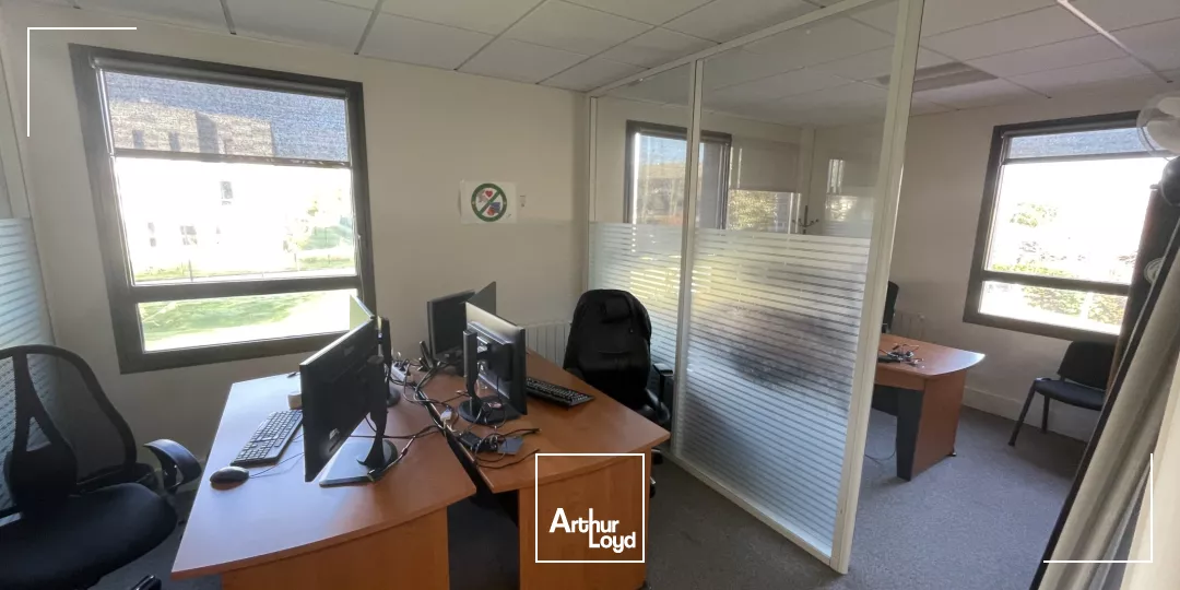 Bureaux à louer à ISNEAUVILLE 76230