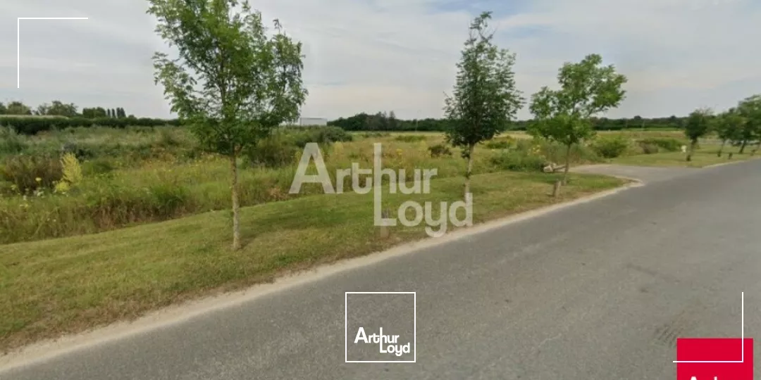 CONTRES - VENTE TERRAIN 5 561 M² - ZONE INDUSTRIELLE