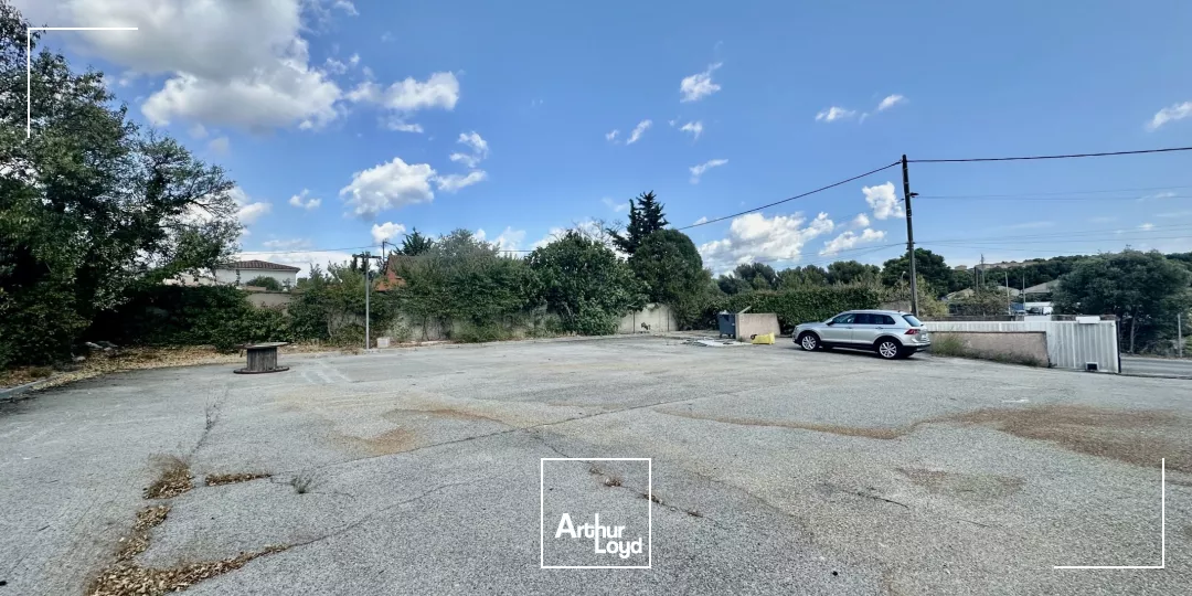 Bâtiment indépendant mixte à LOUER sur SEPTEMES LES VALLONS