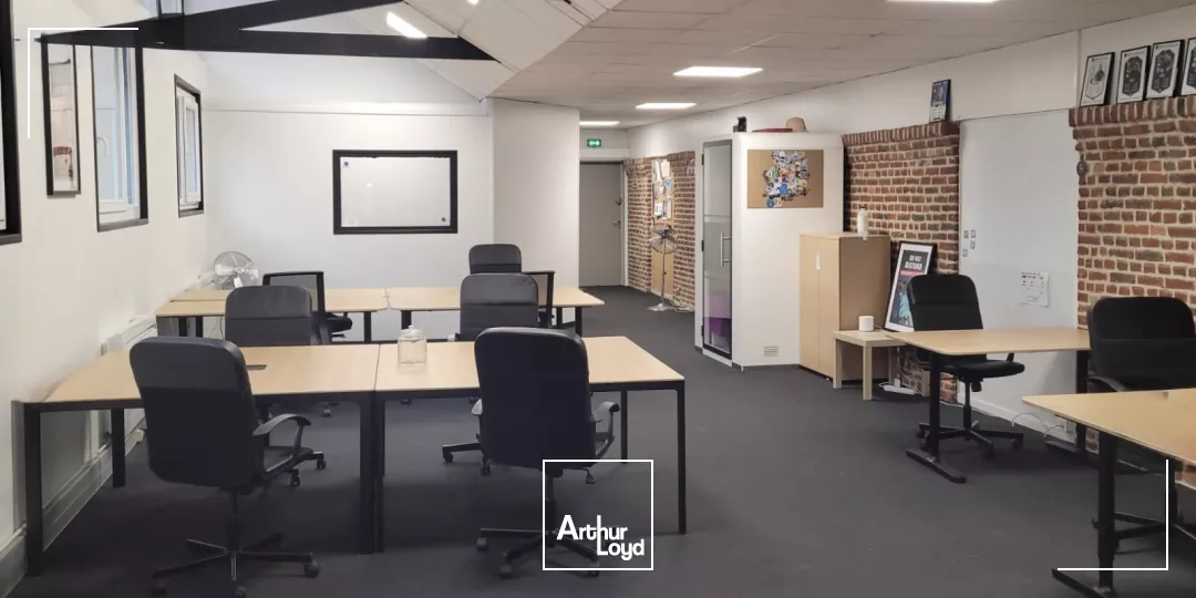 Bureaux à louer 105 m² - Parc de la Plaine Villeneuve d'Ascq, proche axes autoroutiers et transports en commun