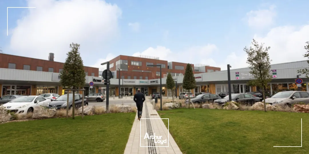 Location de bureaux neufs et flexibles à Villeneuve d'Ascq - Espaces modernes avec services et terrasses