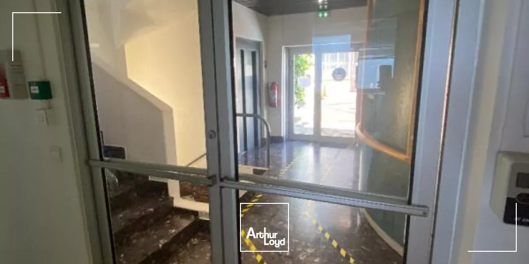 Bureaux 162 m2 ( FDF - Valmenière )