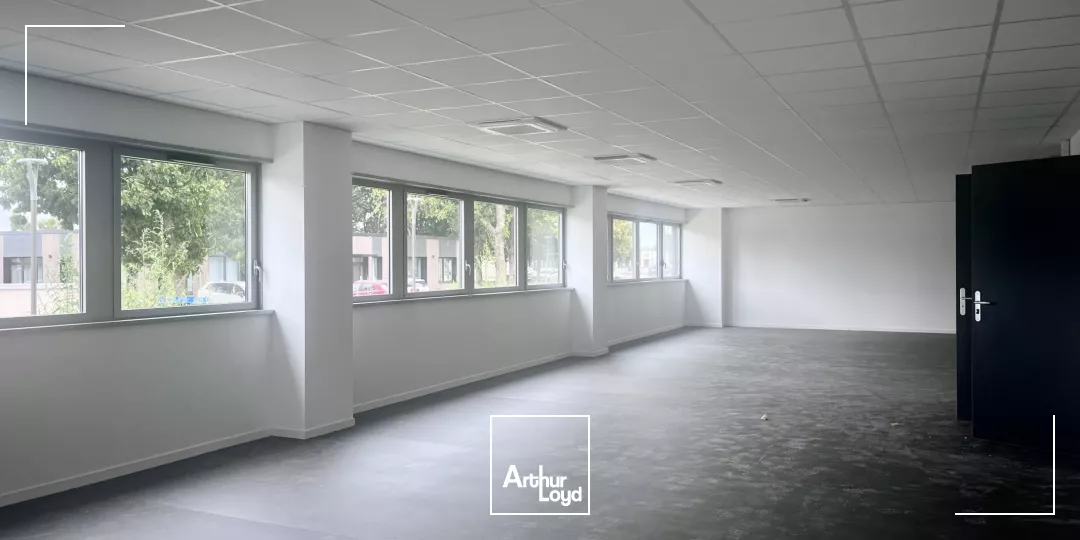 Bureaux à vendre à MONT SAINT AIGNAN 76130