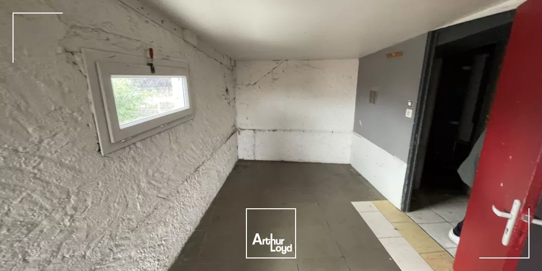 ROUTE DE RENNES VISIBILITE LOCAL ACTIVITE/COMMERCES NANTES