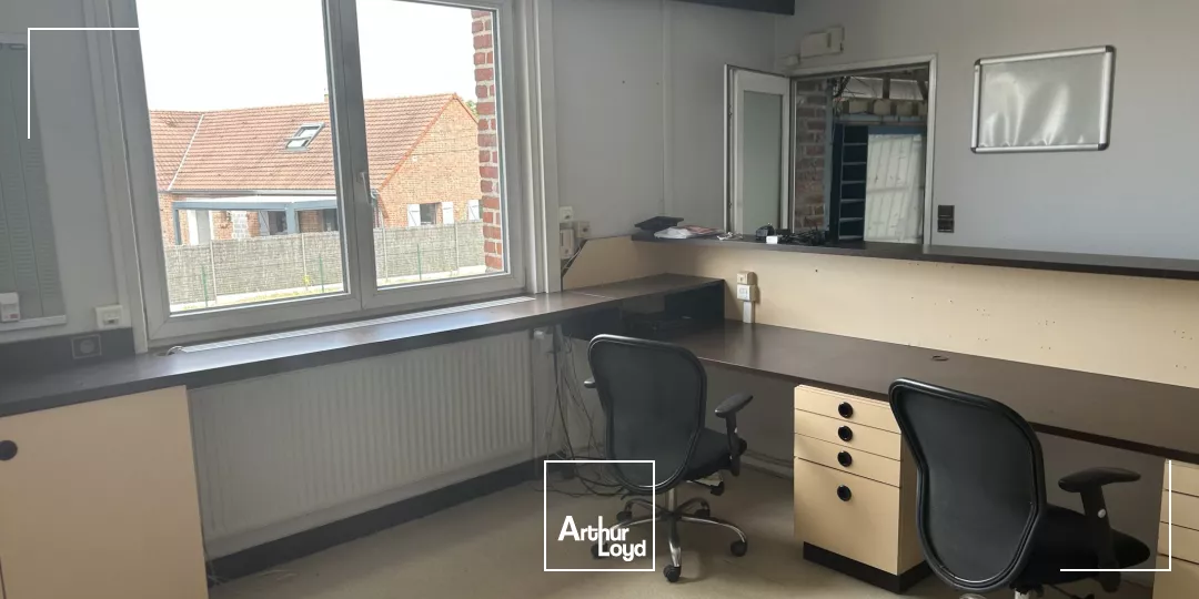 Fretin proche aéroport Lesquin A1 CRT entrepot avec stockage extérieur parking