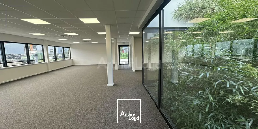 BUREAUX à LOUER de 476 m²